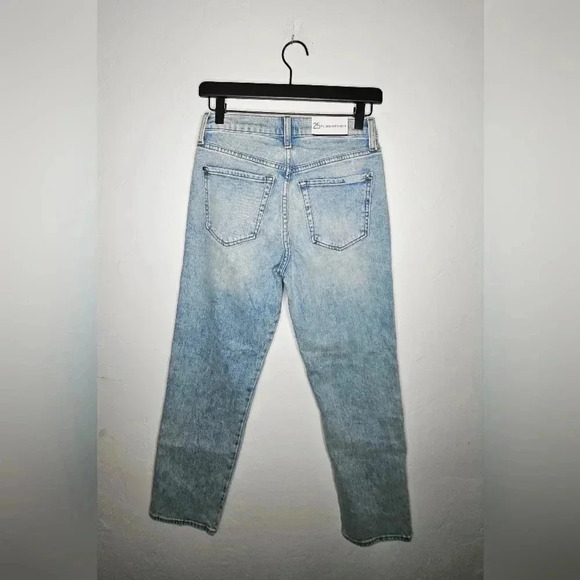 7 For All Mankind High Waist Cropped Straight Jean Size 25 NWT Light Blue - Picture 2 of 8